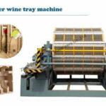 Máquina para fabricar bandejas de vino de papel.